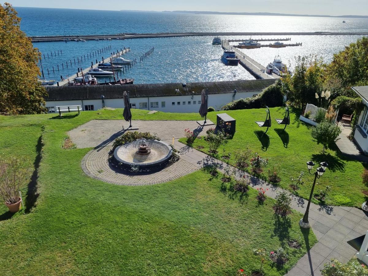 Hotel Waterkant Sassnitz Exterior photo