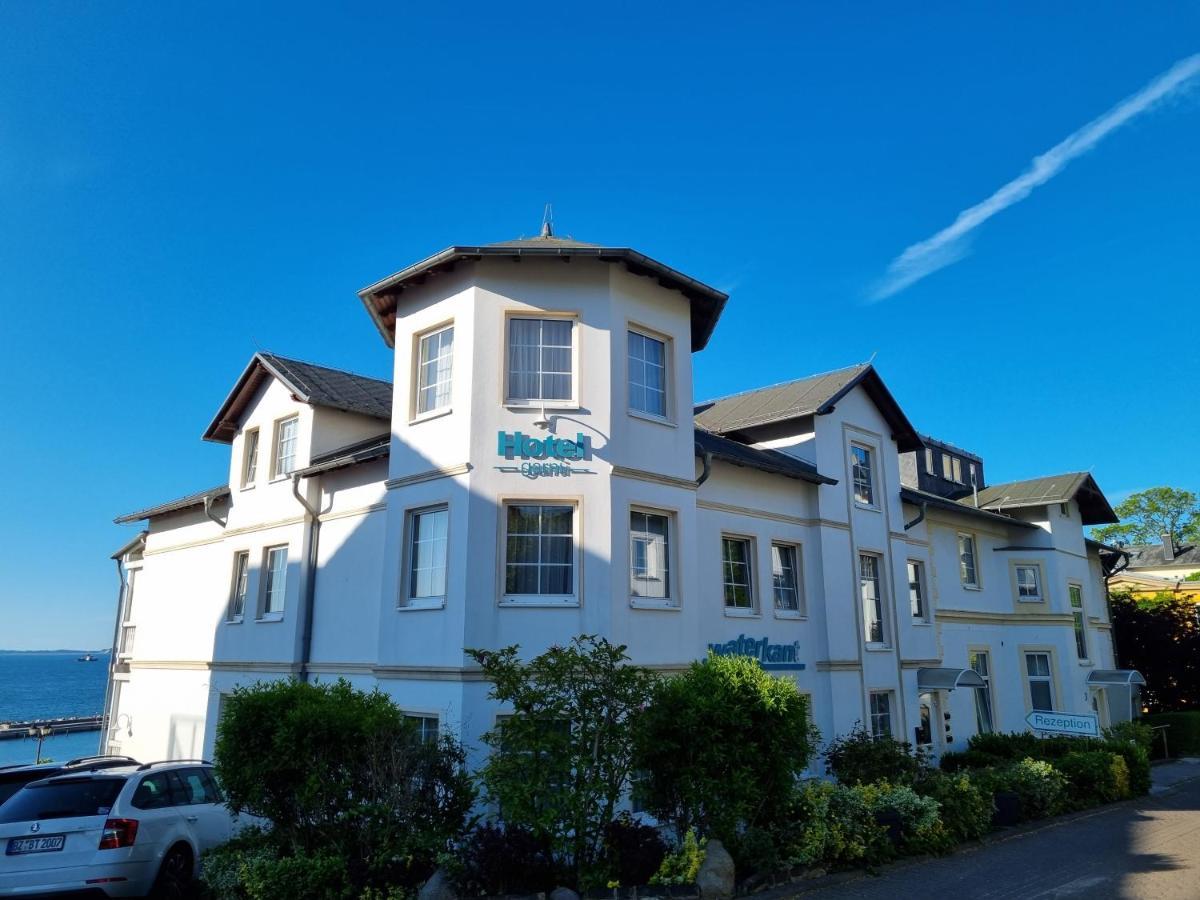 Hotel Waterkant Sassnitz Exterior photo